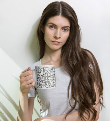 Weiße, glänzende Tasse